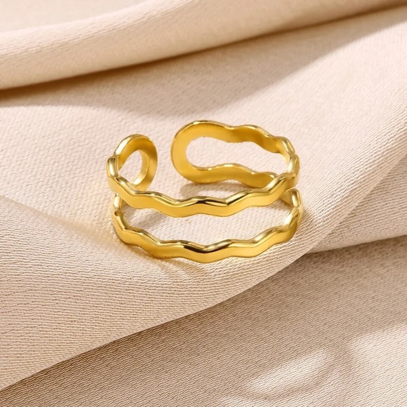 423. 18k Gold plated Stainless Steel Double Wave Adjustable Ring - Picture 5 of 7
